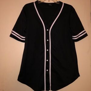 Forever 21 Black Baseball Jersey